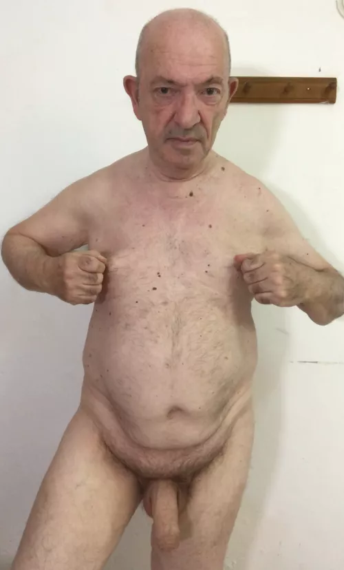 Hung dad by SmTaipei