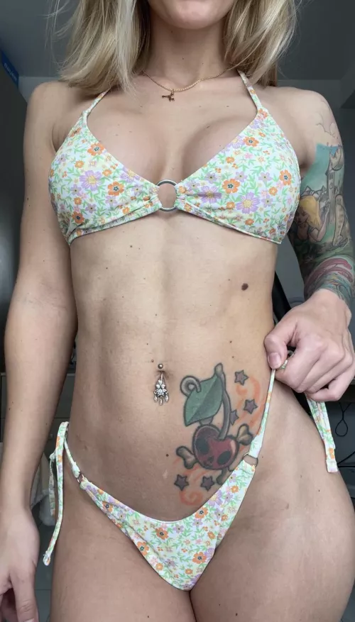 I bought a new bikini 👉👈 by iamsagittarina