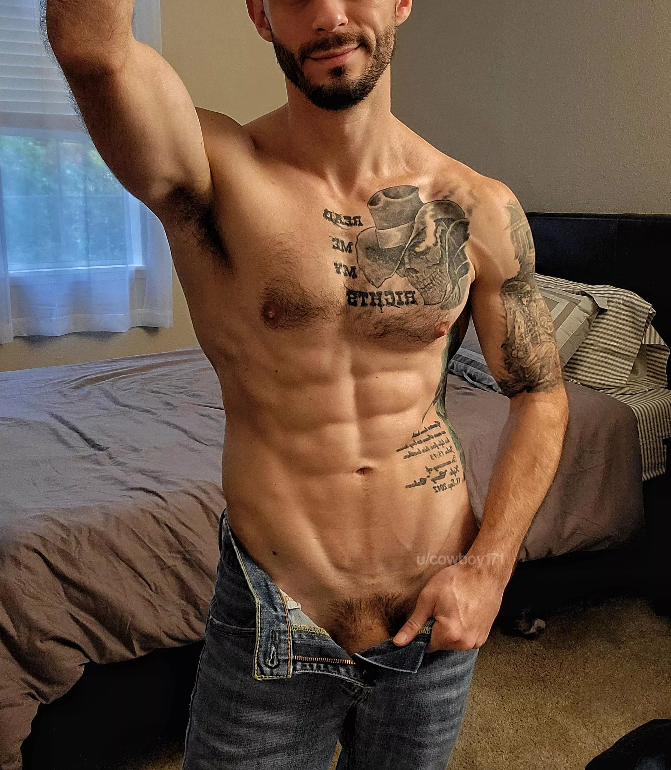 I don't model pants, but I can definitely try to get into yours 😏 posted by cowboy171