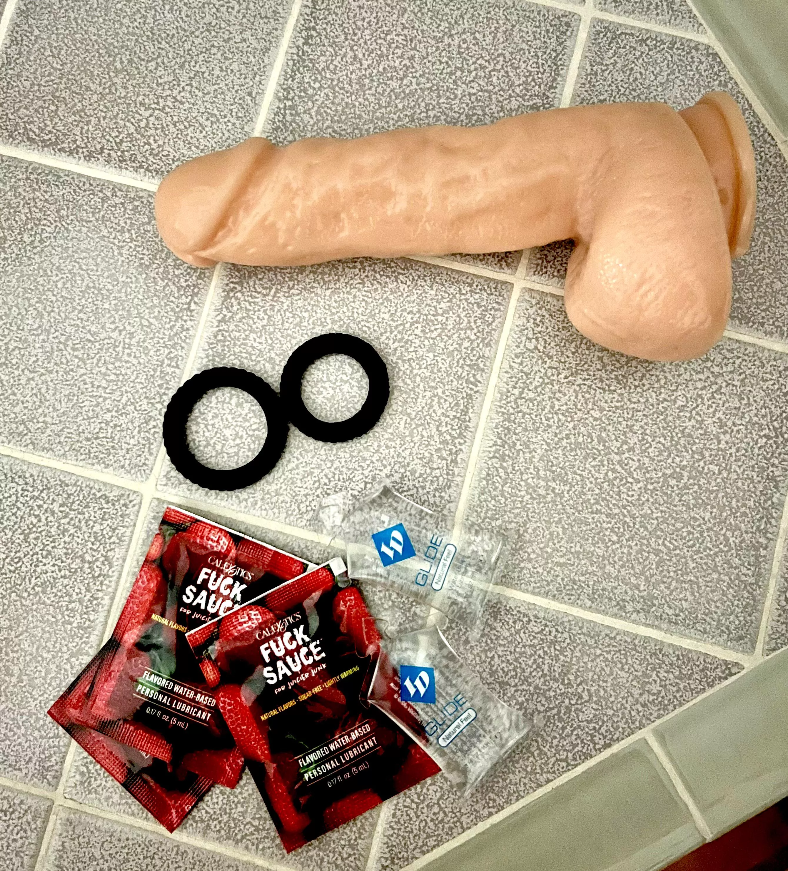 I had A LOT of fun tonight 🤤🫠 (49) posted by fromabottomtothetops