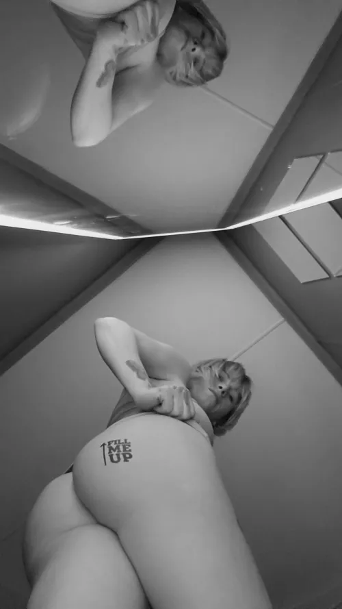 I heard the view down there is great (@rhiannonof92) [onlyfans] by milfnextdoor920