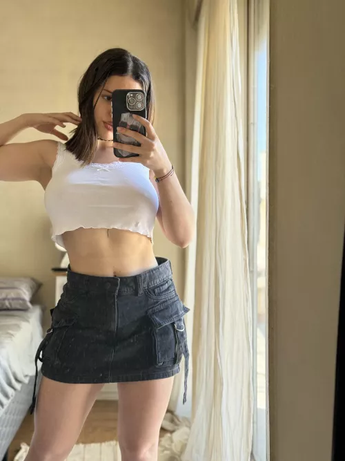 I love wearing white crotops by Littlemoll