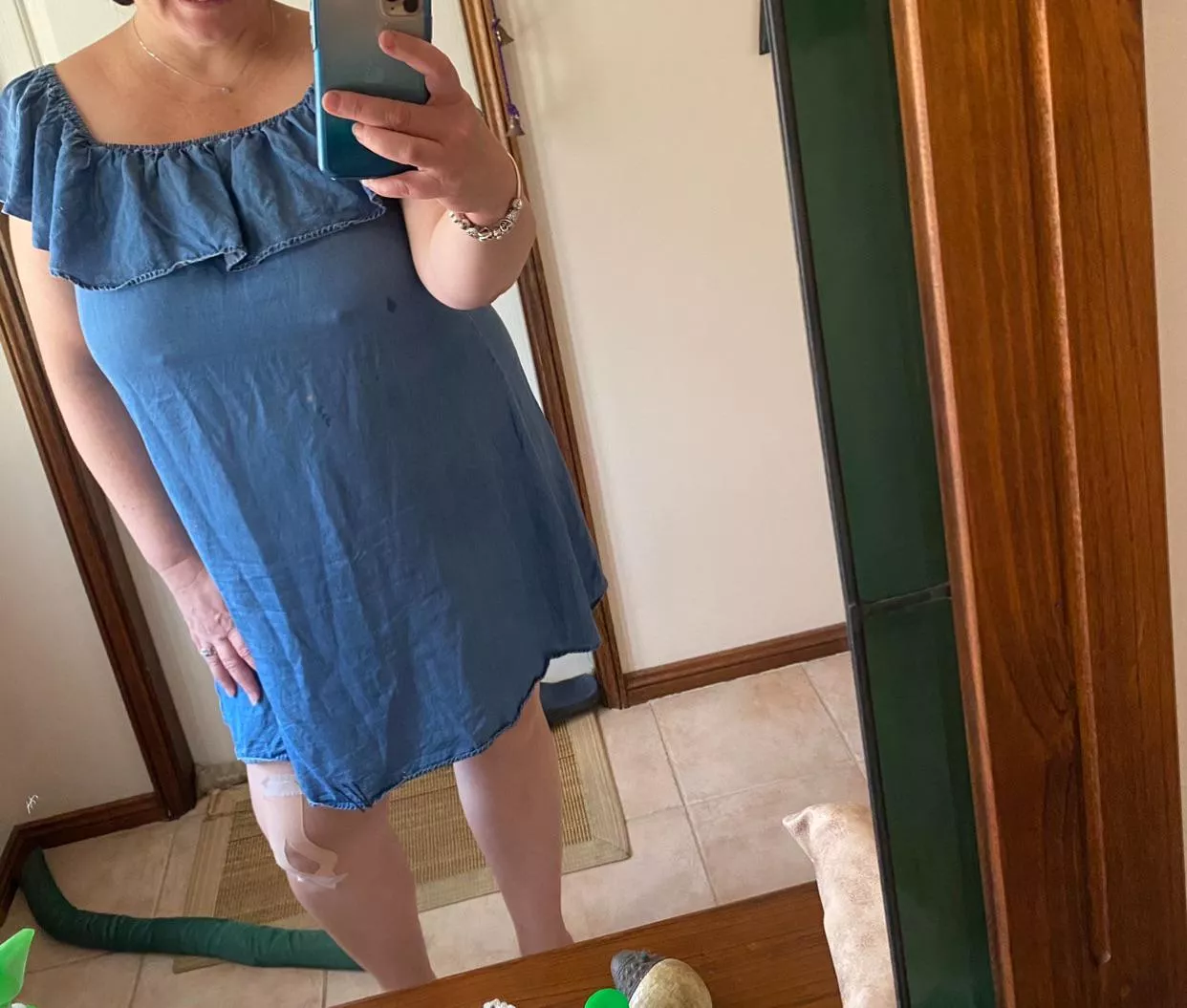 I usually wear a bra but here’s one time when I didn’t. posted by Matts_girl