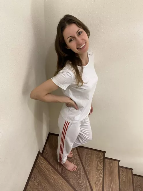 I'm pretty much like a nurse today, I'll need to heal someone today (F31) by Viki_soul