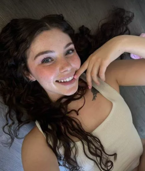 It's not perky enough for you to notice it by JasmineJiveJoy