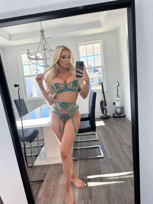 just me and my best lingerie by kaeleerene