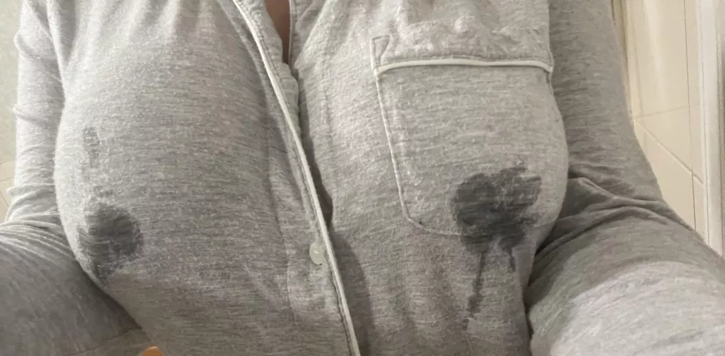 Leaking waiting for you! by Aggressive-Fig3202