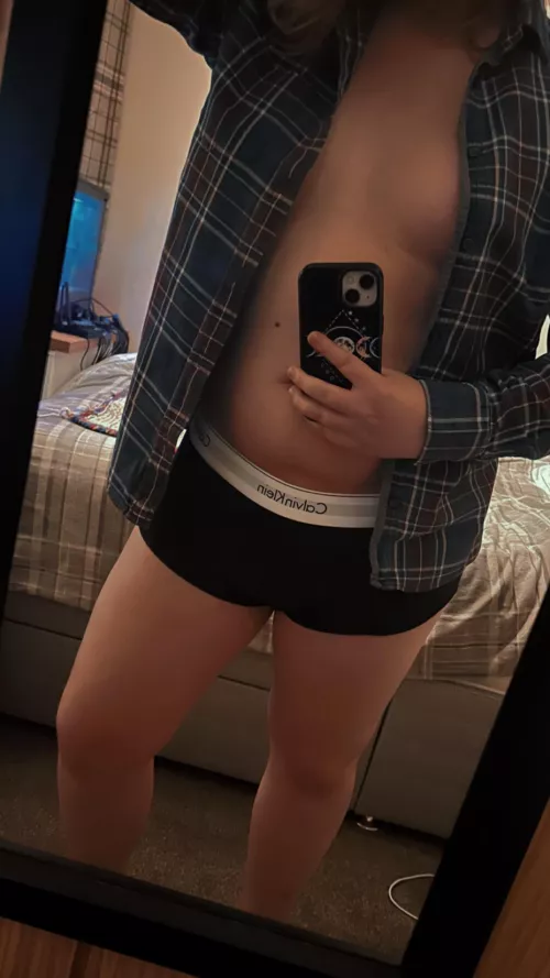 Long time lurker, first time posting. Be nice ^^ by Bloodysnipsnaps