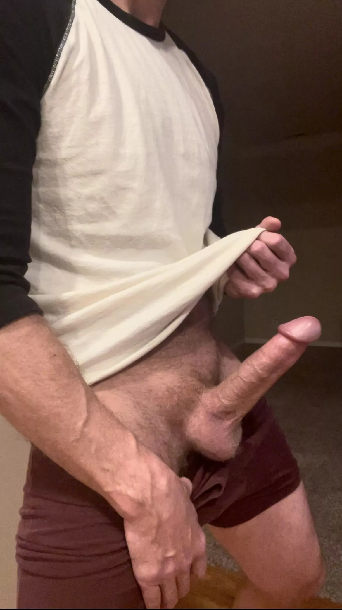 Love getting head [41] posted by fermisparadox1