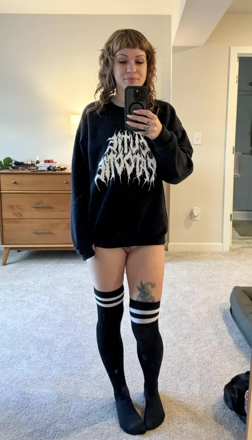 Metal as fuck but also a lil cutie patootie by Allisummerx