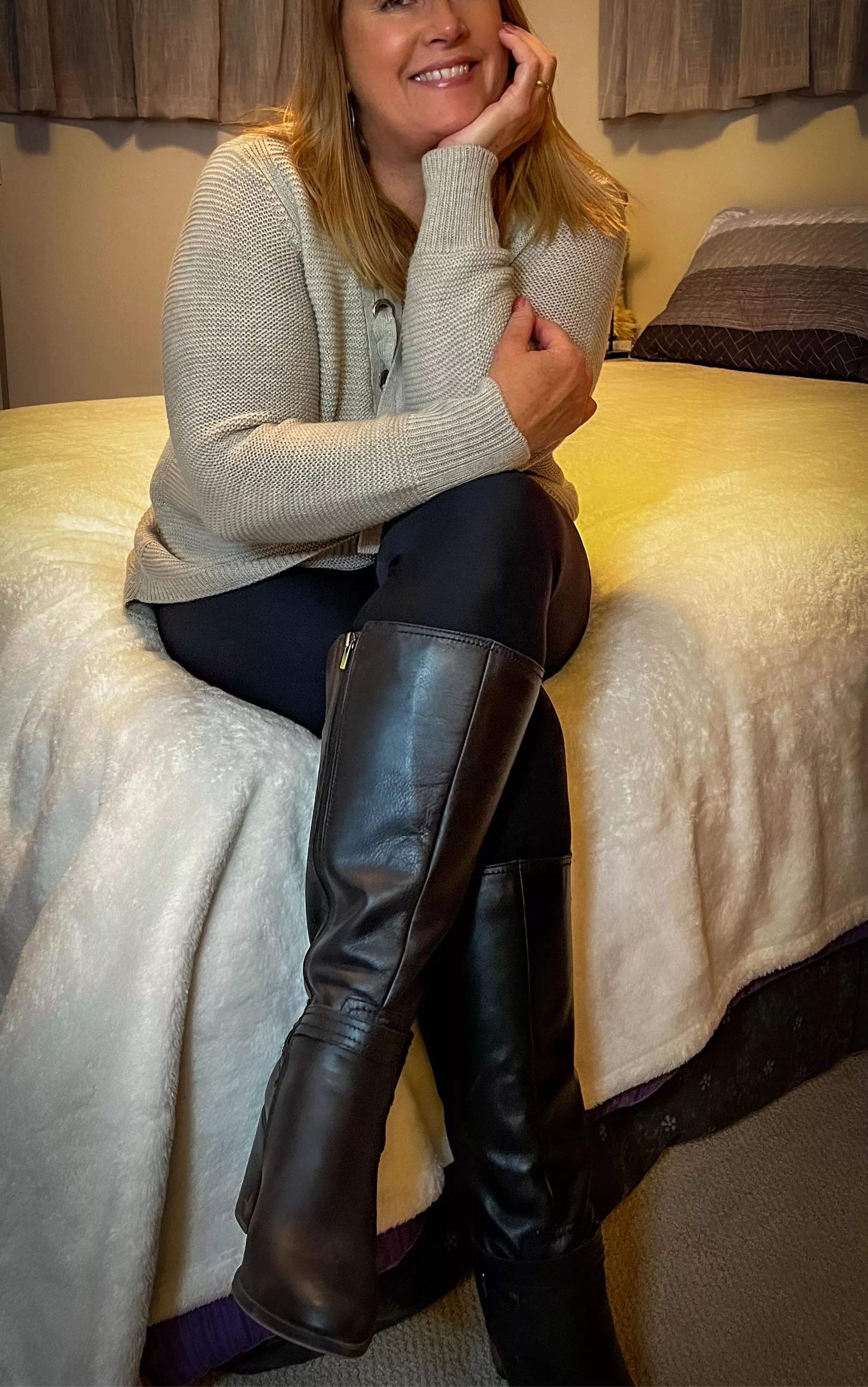 Not naked, but hopefully you still like me… posted by Lady-Willow