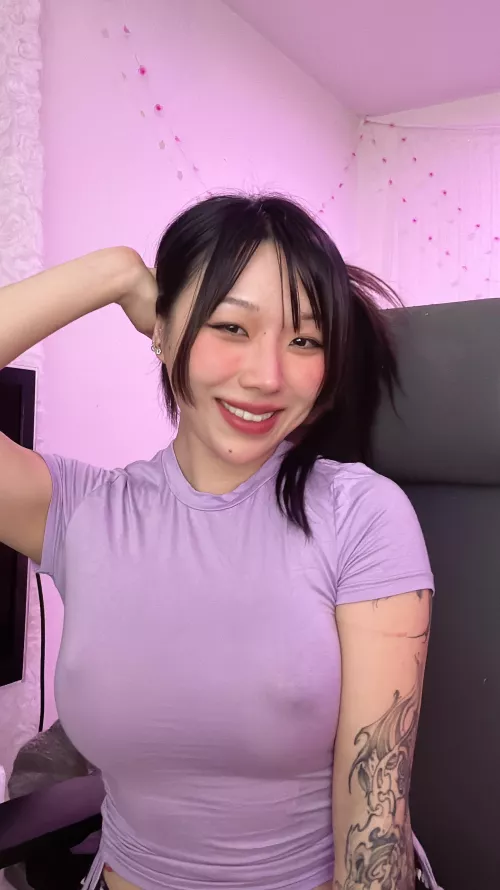 Purple and braless are some of my favorite things by leesherwhy