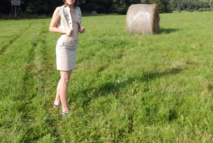 Rotation in the field by isa_bea