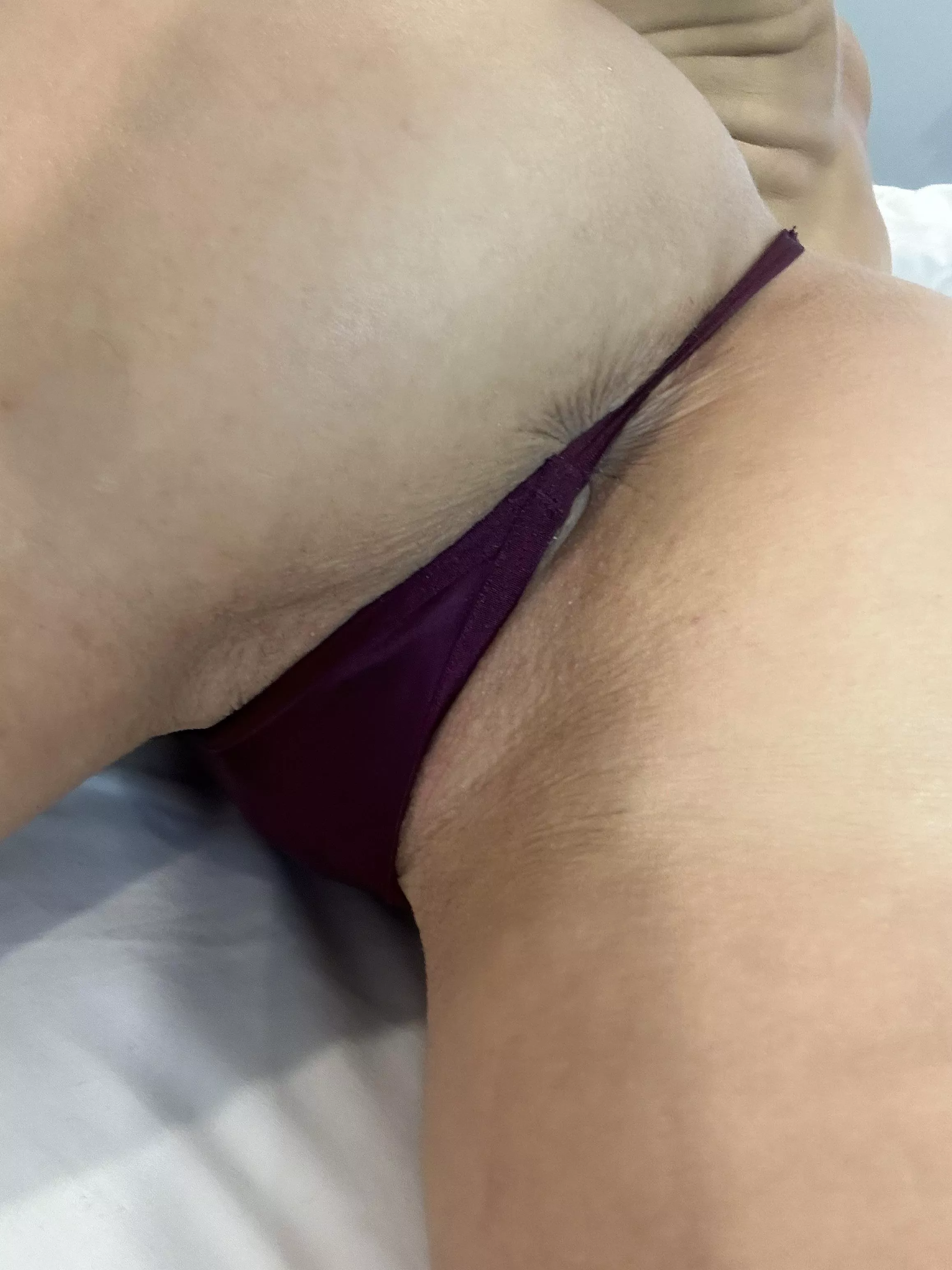 Stop right now, it’s not scratch and sniff. posted by fitnesswife1983