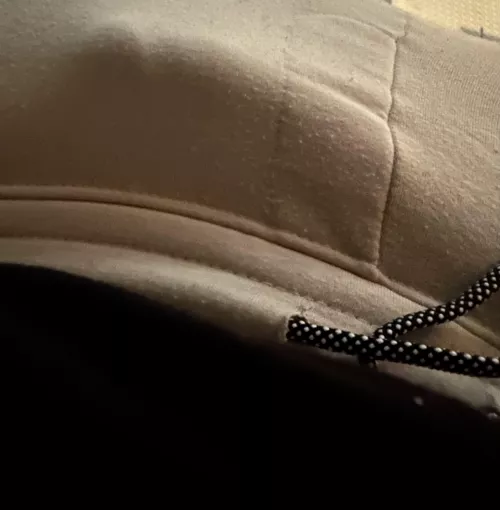 Sweatpants season by latin_couple001