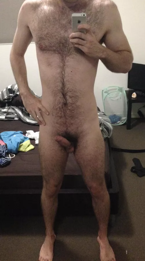 Throwback 10 years ago to the only nude I seemed to ever need to send on Grindr. by ellis_101