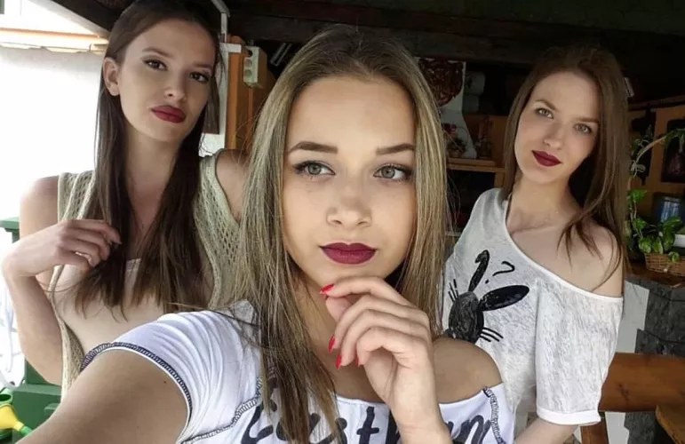 Tough choice by minkoil81