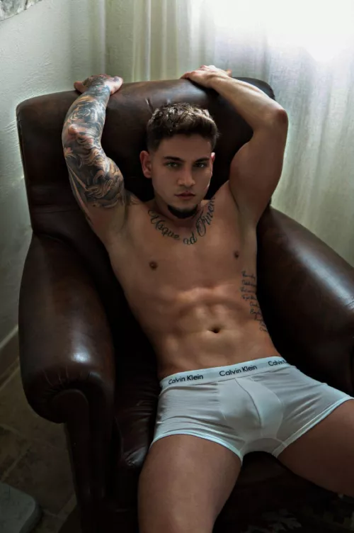 What s your first thought that comes to your mind? Be truthful by liamreed00