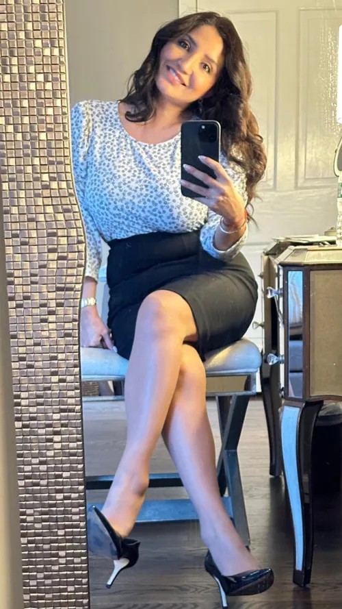 Who likes classy wives by LatinaSeven7