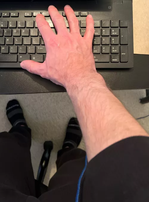 Working From Home [M] [37] by iprefersummer