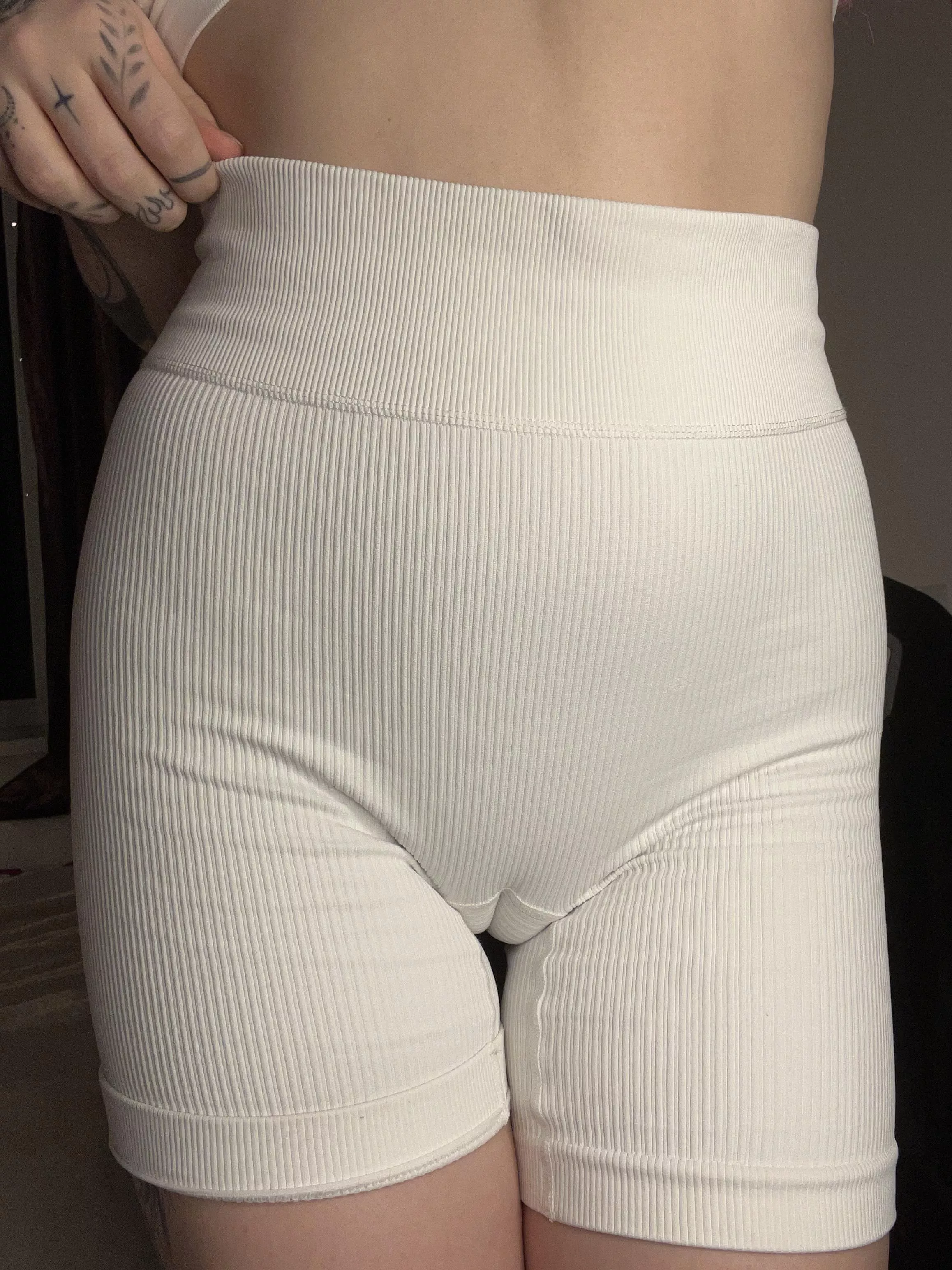 Would you eat my cameltoe on our first date? posted by PolishedMouse