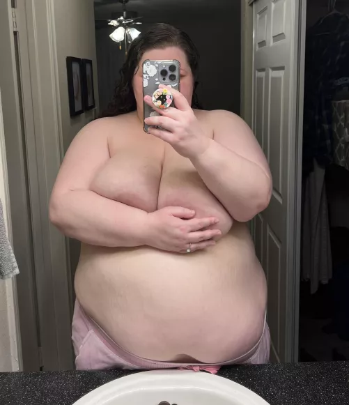 Would you fuck a married woman? by arealhandful