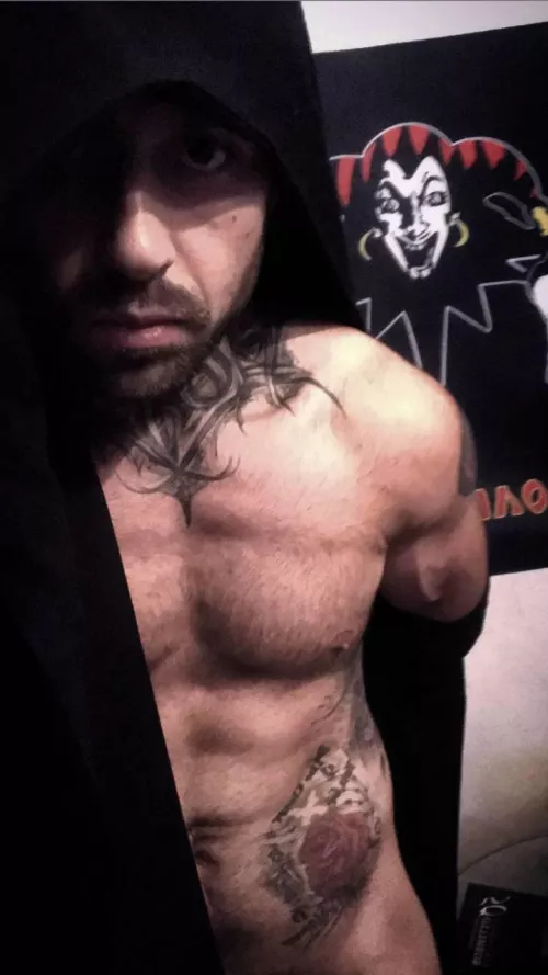 would you want to stay or would you run away? by MikeStronghold27