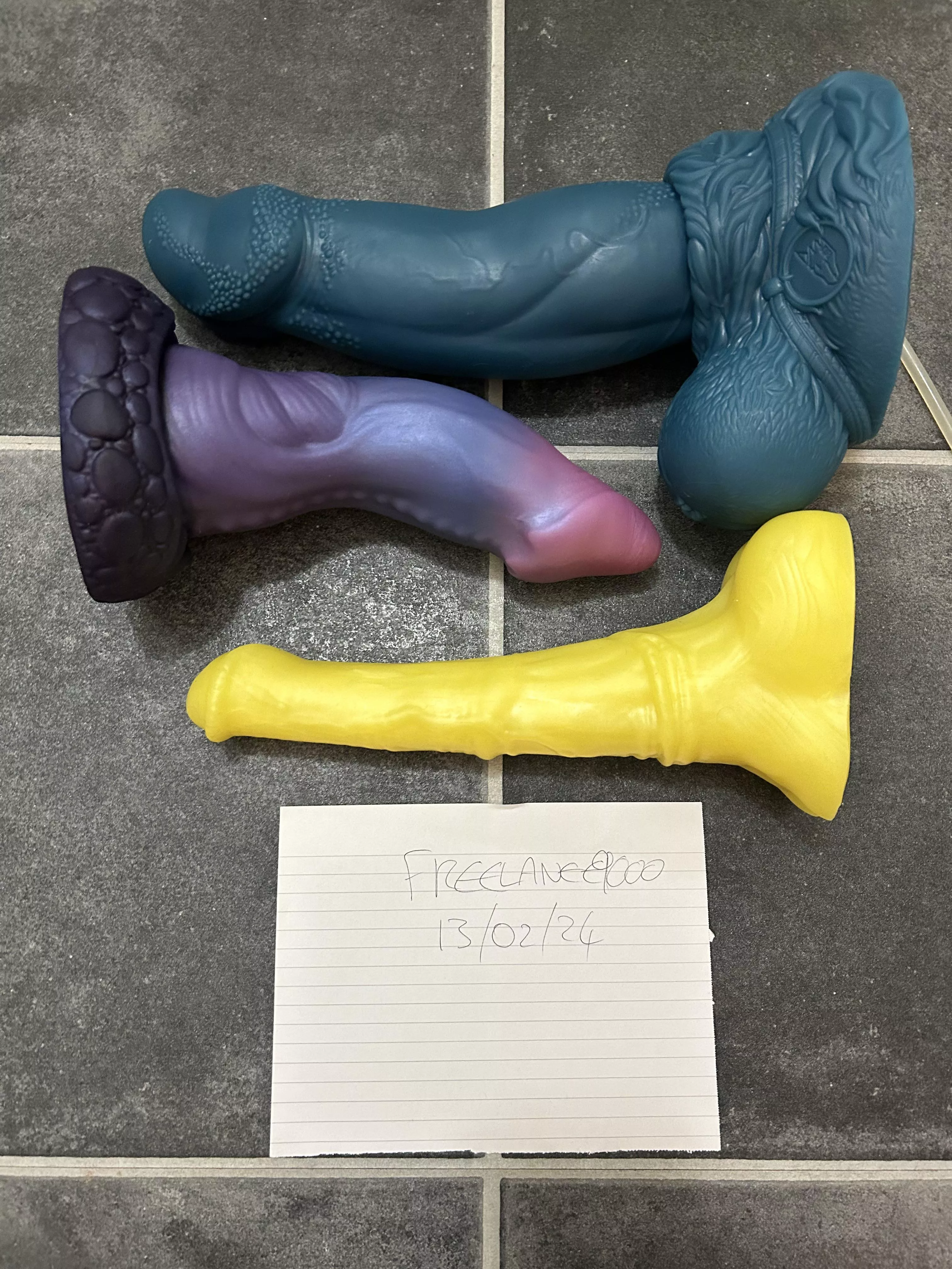 WTS UK BD L/M Toys posted by Freelance1992