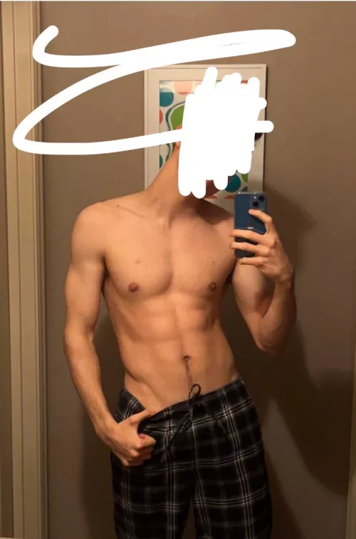 19 m jock with a bubble butt. Any doms wanna use and degrade me? Snap: anonjock8 by Elegant-Clothes4562