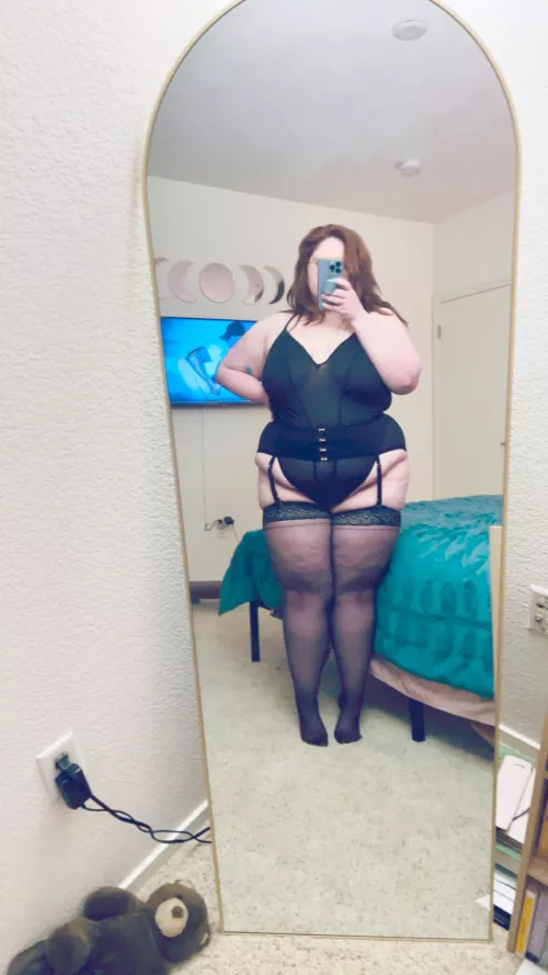 Another lonely Valentine’s Day in the books 🥲🫠 by whatspom