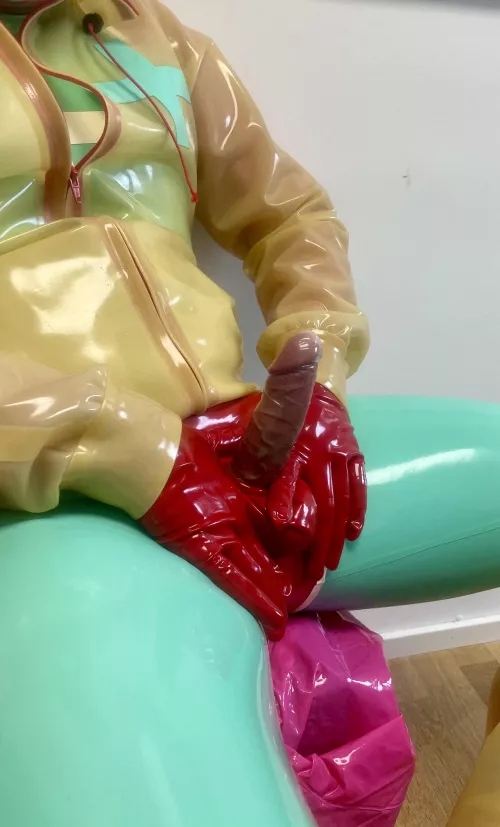 Are you ready for your rubber therapy? by Latexfucker