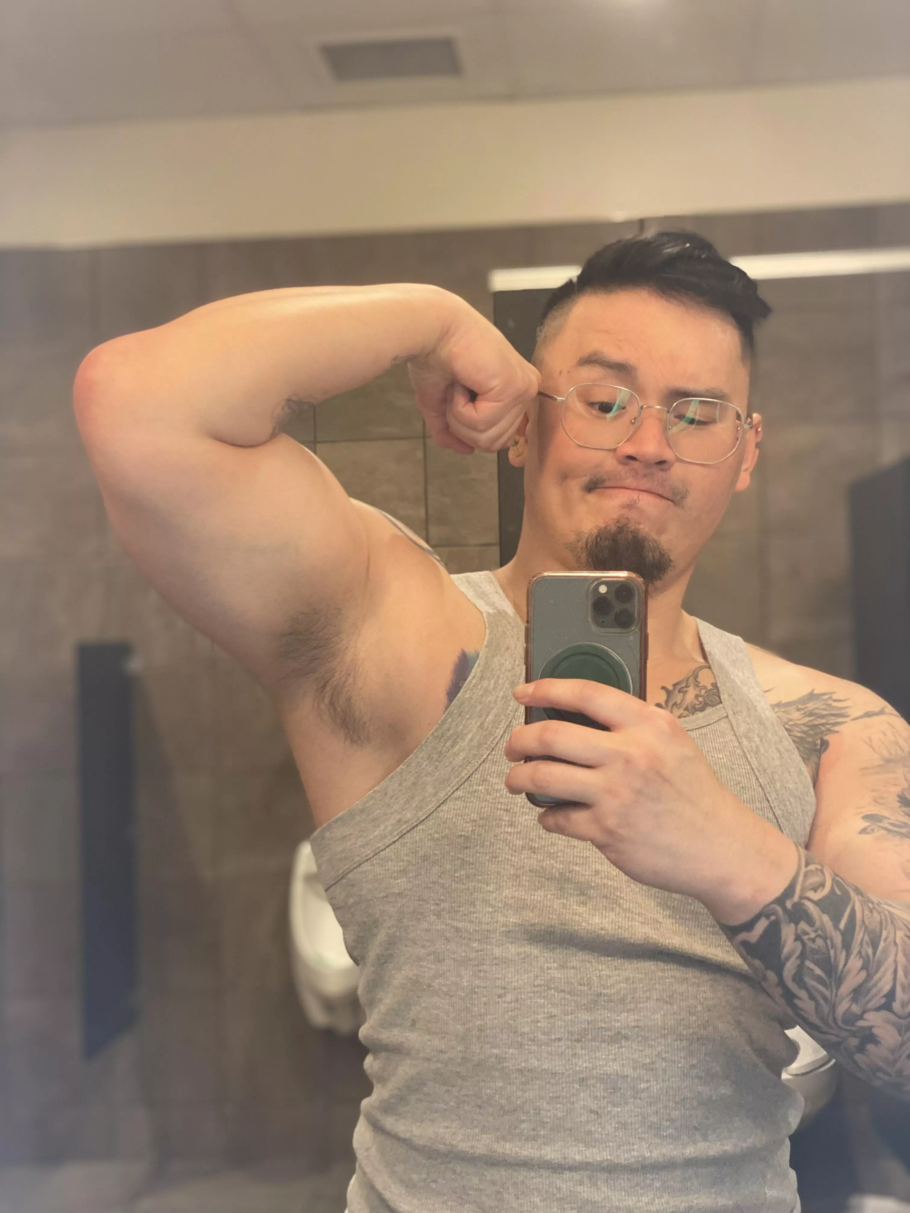 Been a while since my last gym selfie posted by Doc4pupperz