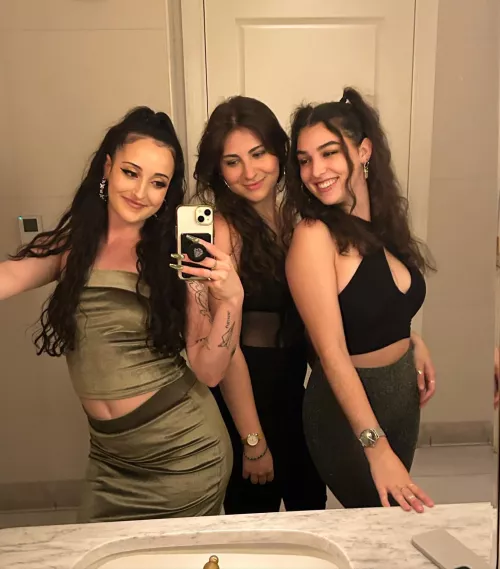 Brunette Bathroom Selfie by juanathanluis