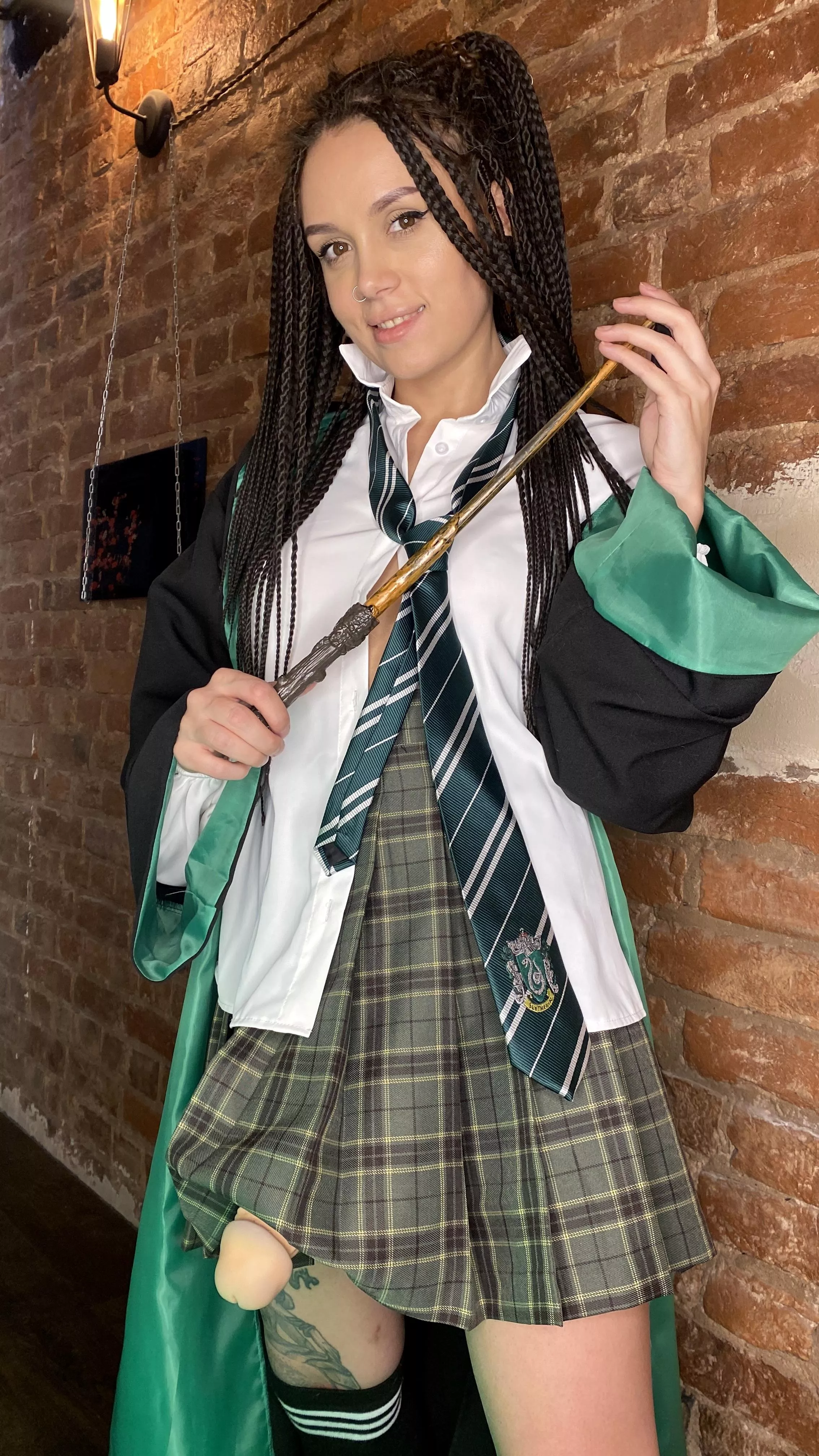 Can you speak Parseltongue? Because my snake wants to talk to you posted by Prepareyour_A