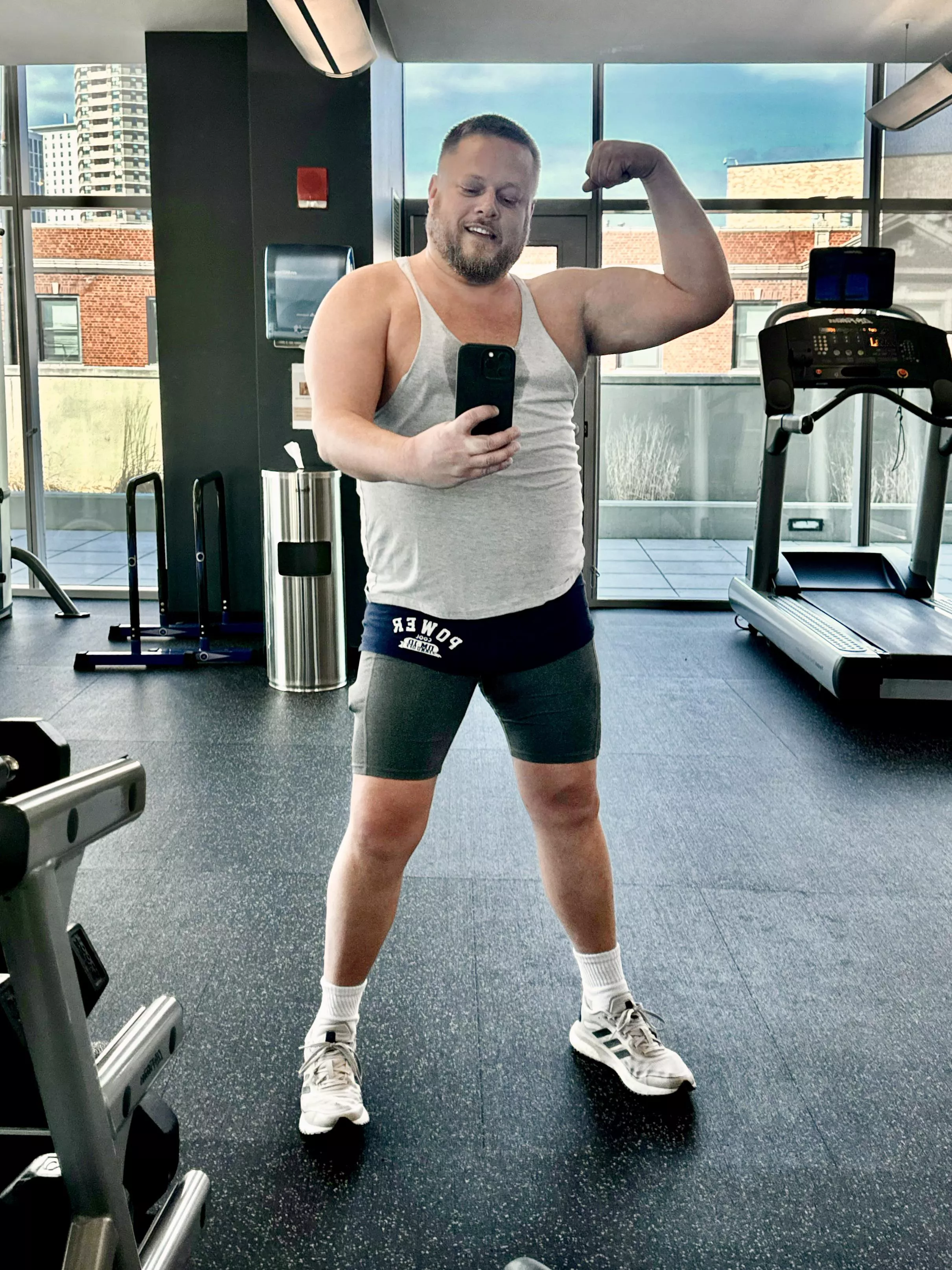 CHUBBY BOY FLEX ✨ posted by honey_pot_tater_tot