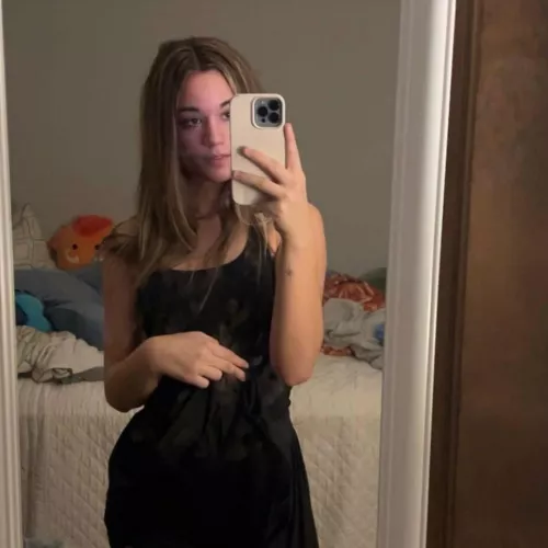 Come over and lets have a good time by reggiecha