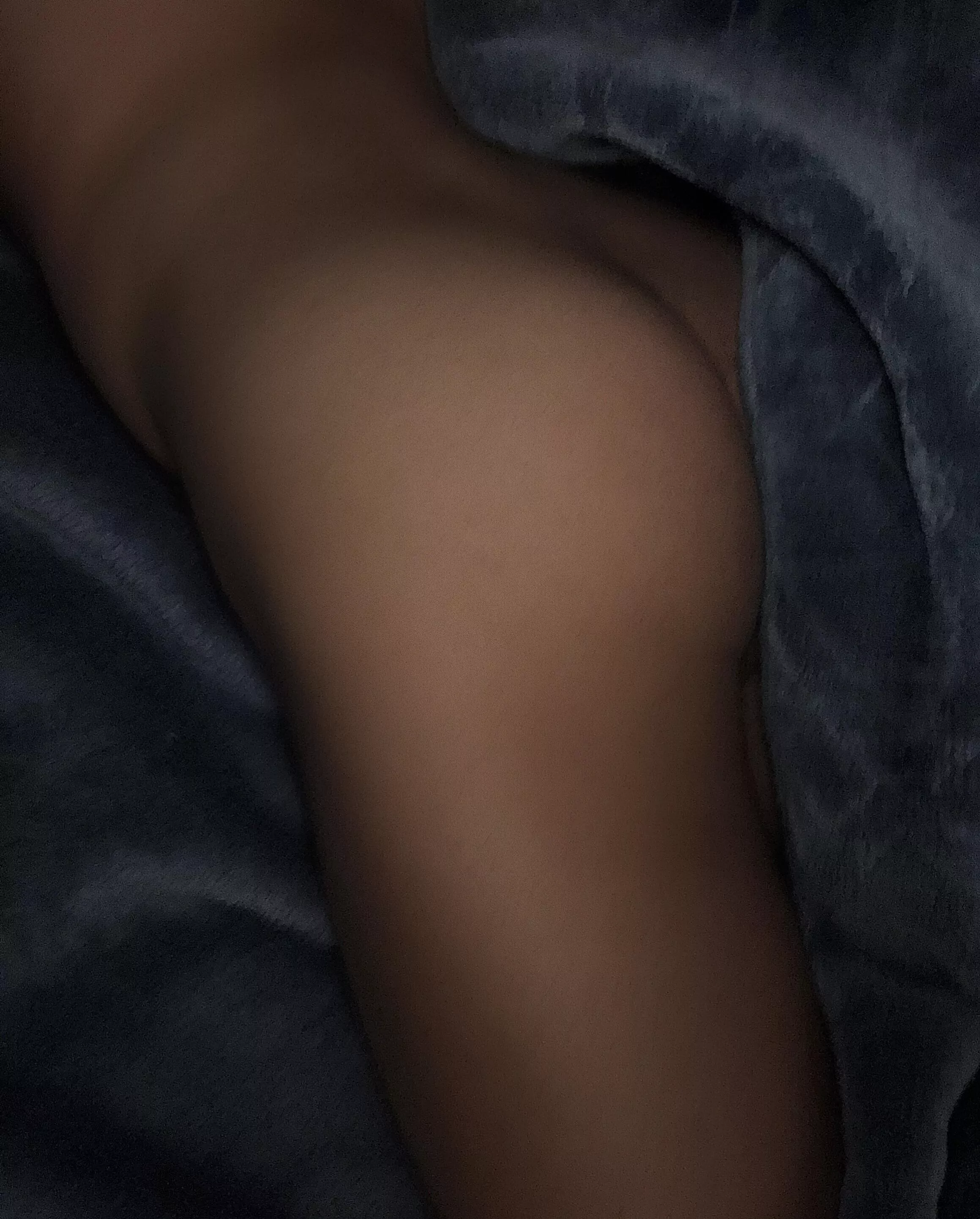 Do u like my booty? 19 posted by Benjii_7u7