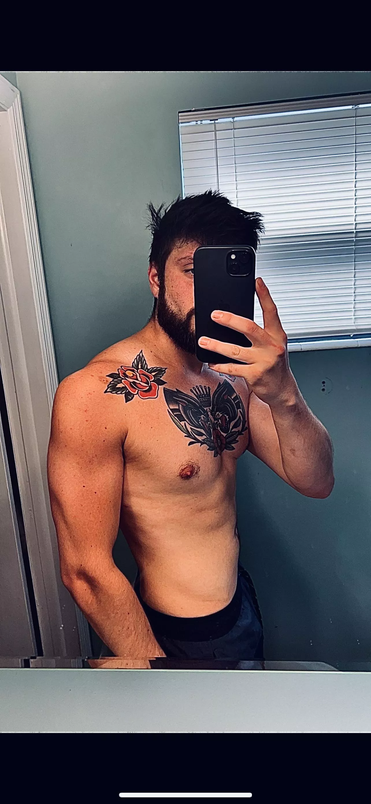 Good morning fellow hot guys with tattoos🔥😈🍆 who wants to see post gym pump pics? 🥵 posted by Adorable-Spread-1534