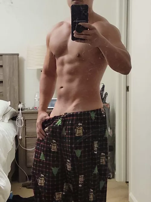 Happy V Day! Come unwrap your gift. by Dieselboy85