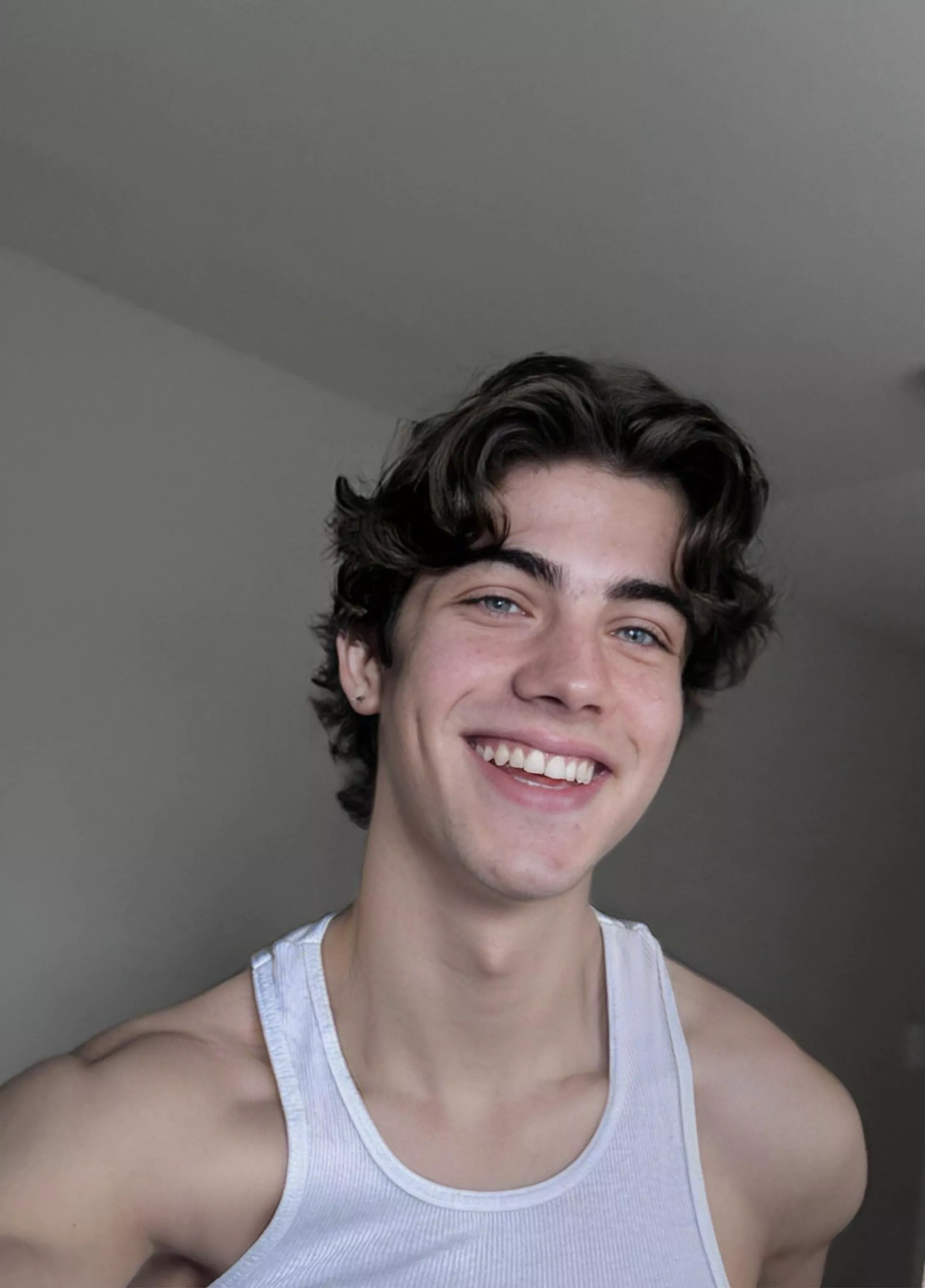 Happy valentine’s day ❤️😊 posted by Matteocontii