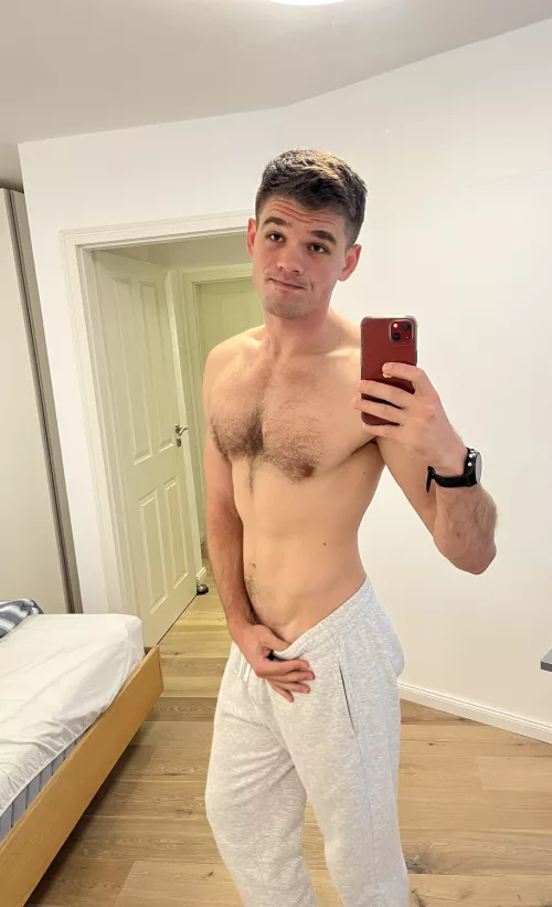 Having a really lazy day😅 by Hiker_West