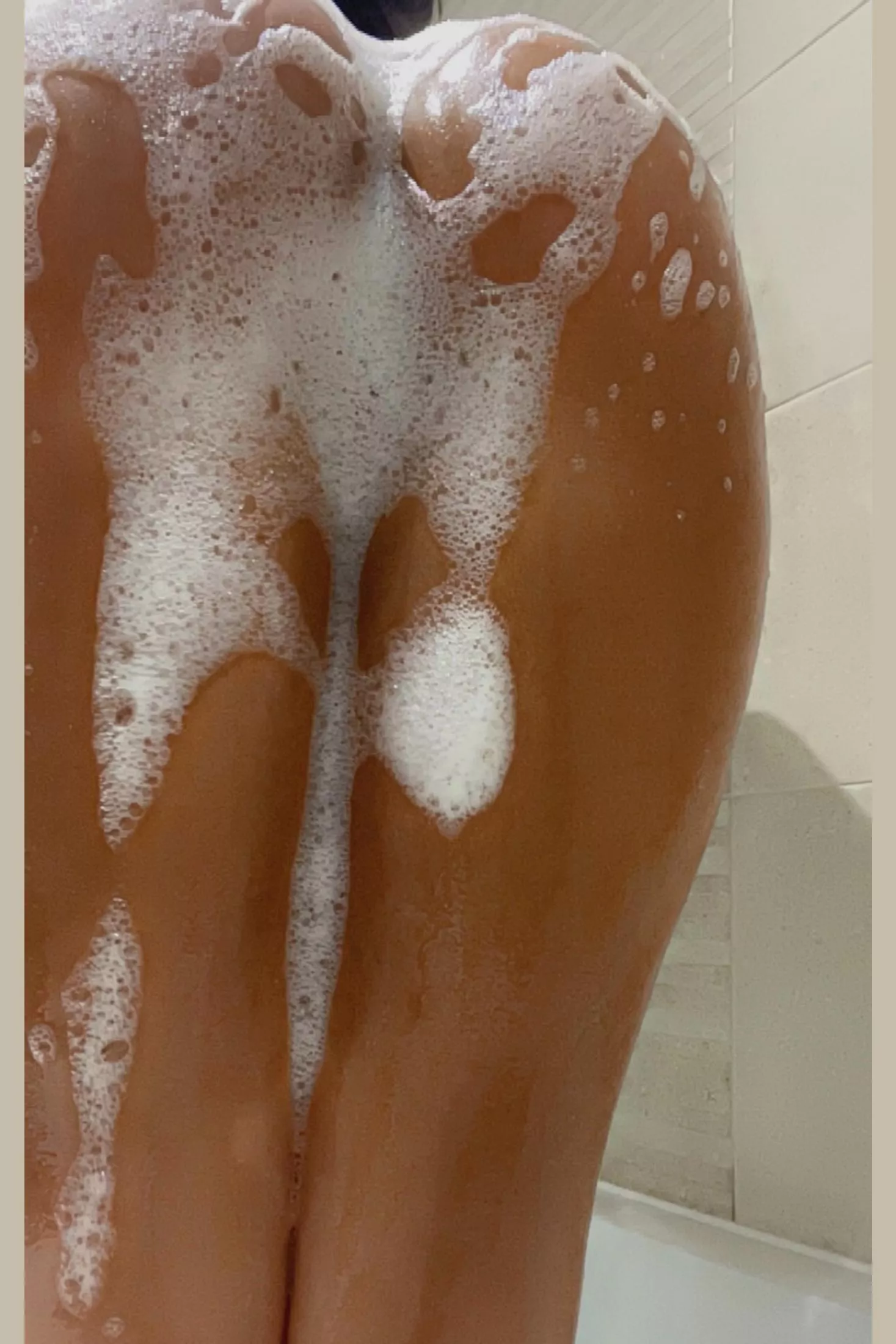 i doubt you'd last 30 secs in the shower with me ;) posted by Jess_rosea