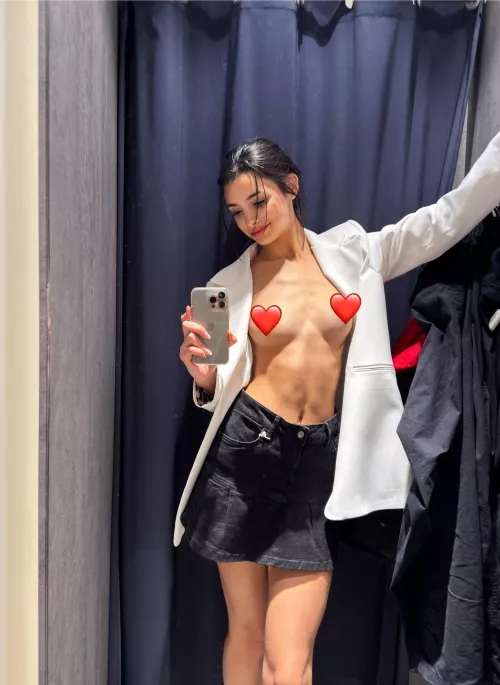 I feel hot in the fitting rooms and undress my lil body by LateForefron