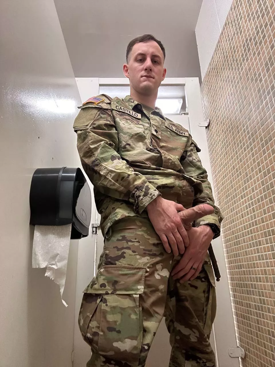 I had requests to show more skin so here you go 😉 posted by Mrnobody183188