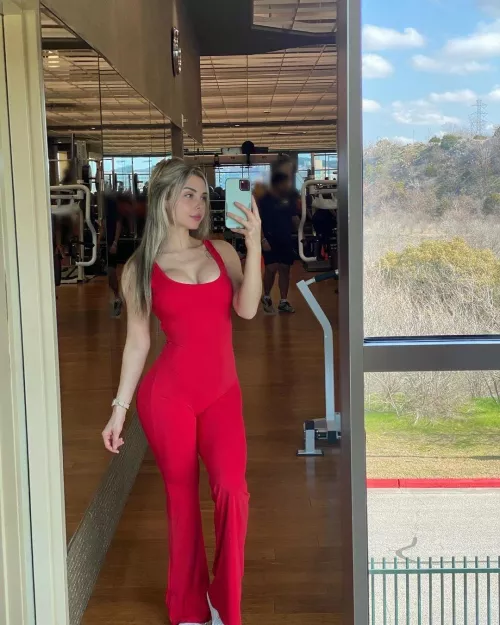 I think red matches me by marialana1996