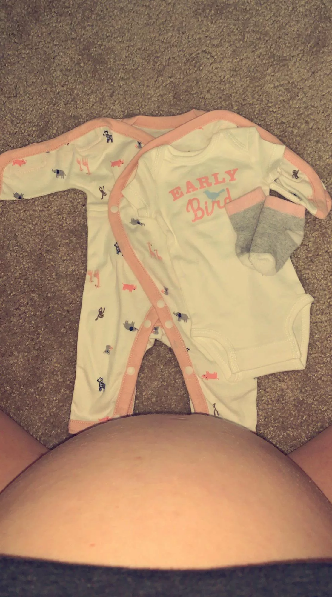 I was huge last year, just look at that belly sticking out! I miss it so much, maybe someone will get me pregnant again if I ask politely 😜 posted by VanillaSpice96