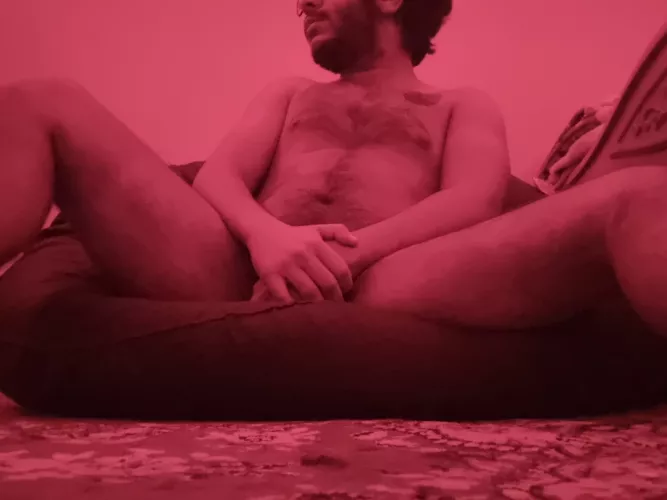 I was sick of the normal pics i was sending to my fwb back then so i decided to put more effort and this is one of my fav pics by Blood_Orchiid