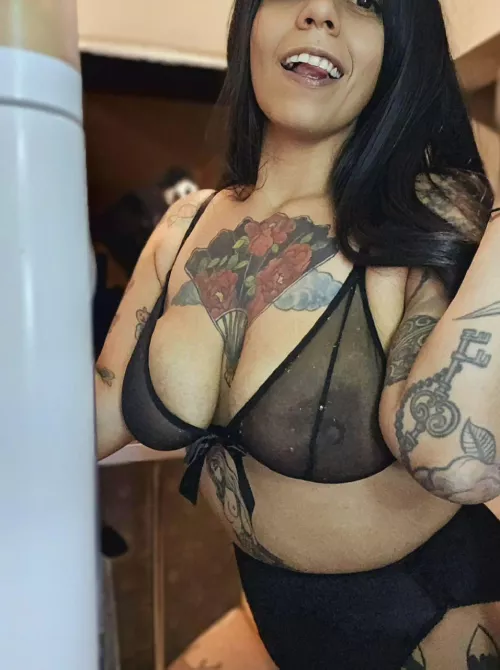 If you visit this neighbor milf, she will open the door like this by AriHotStar