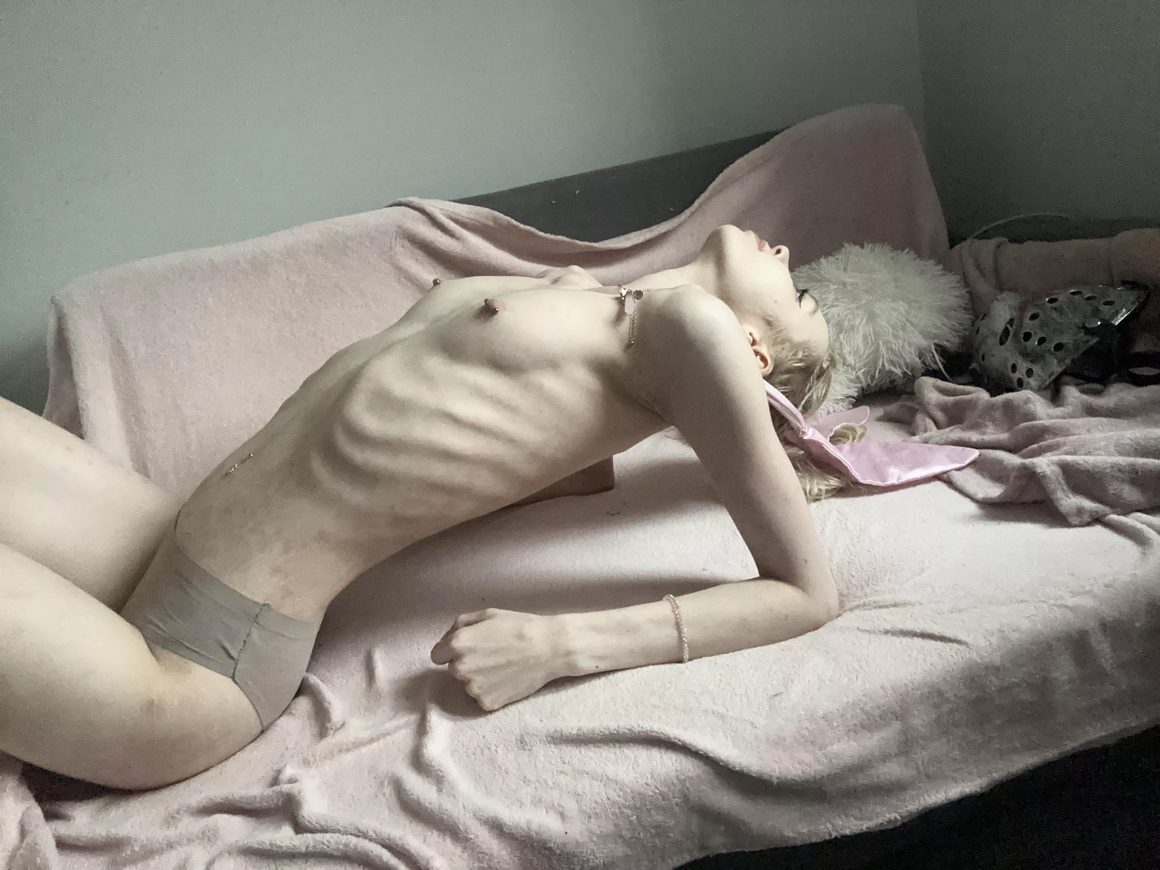 let yourself into cage posted by Niamh_TA