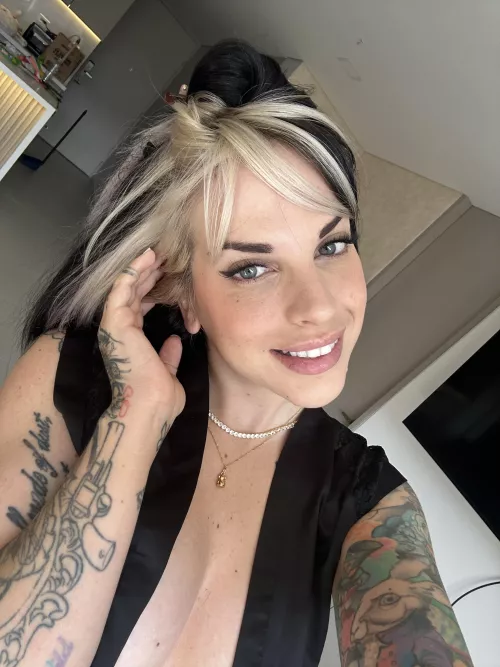 Make me yours by ottaviia